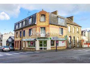 Vente Bureaux et commerces à Saint-Brieuc (22000) : à vendre / 59m² Saint-Brieuc