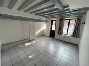 Location appartement 1 pièce 24 m² à Chambly (60230)  650 €
