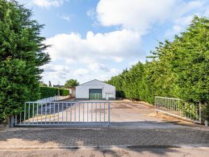 Surface industrielle à louer à Weststraat 23 Coxyde (RBU71412)