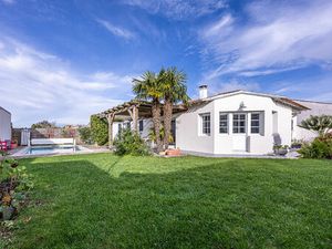 Maison 6 pièces 140 m² à vendre / acheter la jarrie 17220 ? | ERA Immobilier