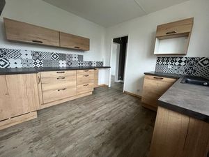 Vente maison 5 pièces 82 m² à Saint-Doulchard (18230)  169 000 €