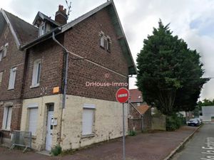 Vente maison 5 pièces 92 m² à Lille (59000)  130 000 €