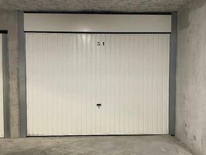 Location Parking VALENCE 26000