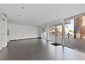 Commercieel te koop in Zottegem