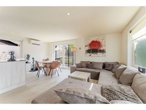 Instapklare en energiezuinige woning met mooie tuin.