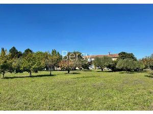 Mas Provencal Et Terrain Constructible