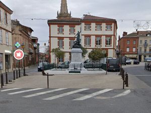 Location commerce 2 pièces 40 m² à Muret (31600)