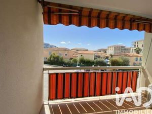 Vente Appartement 2 pièces à Saint-Raphaël (83530) : à vendre 2 pièces / 47m² Saint-Raphaë