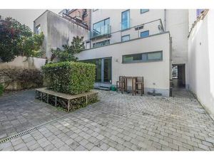 Surface commerciale à vendre à Avenue des Saisons 112 Ixelles (VBD53319)