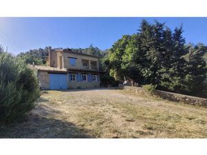 Vente maison 5 pièces 139 m² à Tourves (83170)  450 000 €