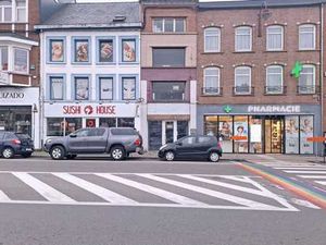 Maison de commerce et d'habitation de 200m2