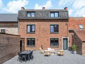 Maison rénovée avec charme et annexe de 74 m2