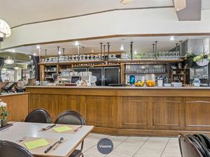 Bien professionnel à louer à Oostende € 2.500 (LH9HL) - Viaene Vastgoed | Zimmo