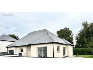 Maison moderne plain-pied