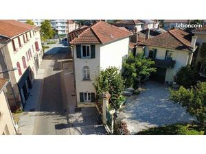 À vendre – Maison familiale au cœur de Francheville Bourg