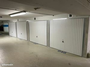 Box à louer - Paris 20e