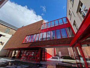 Bien professionnel à vendre à Gent € 2.600.000 (LHE92) - | Zimmo