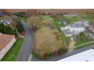 Superbe terrain à bâtir à Latinne (Braives)