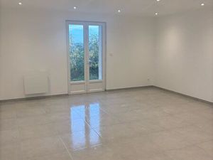 En location maison Saint Mitre