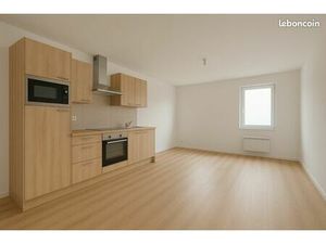 Appartement avec terrasse et place de parking