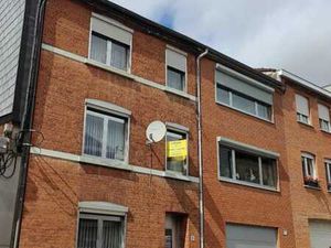 Bonne maison de ville située sur les hauteurs de Limbourg