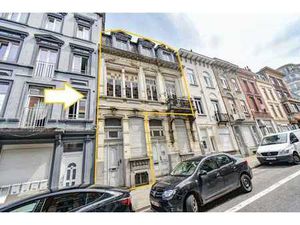 PEB: C - 4 CHAMBRES - 197 M² HAB - TOITURE ISOLEE