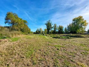 Terrain constructible viabilisé à vendre