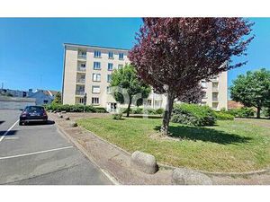 Location appartement  66.2 m² T-3 à Saint-Jean-de-la-Ruelle  682 €