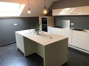 Superbe appartement style loft à louer