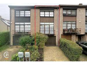 Magnifique bel-étage à deux pas de la Basilique