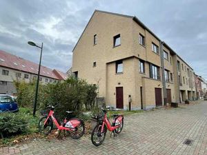 Maison unifamiliale dans quartier résidentiel