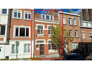 BELLE MAISON DE CARACTERE 3 CHBRES + 1 AVEC JARDIN A RENOVER