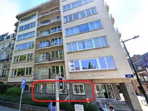 BUREAU RENOVE DE 50 M² DANS UN PARFAIT ETAT DANS QUARTIER P