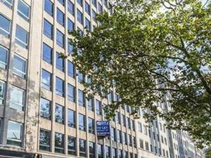 NICE OFFICES TO LET AS FROM 200 m² UP TO 1.200 m²