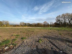 Terrain viabilisé à PINON