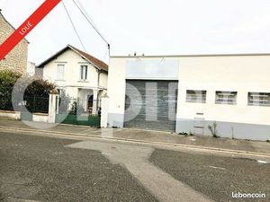 Local d'activité 208 m²