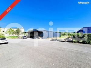 Local d'activité 598 m²