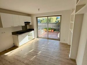 T2 – Centre-ville de Vidauban – Entièrement rénové – Terrasse 20 m²