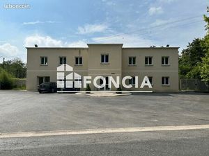 Local bureaux 92 m²