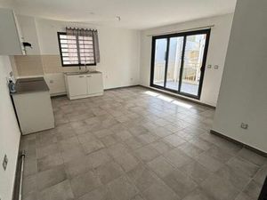 T3 neuf avec varangue et parking