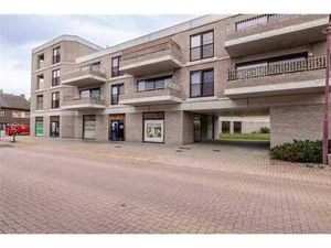 Commerce avec appartement