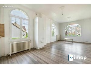 Maison 5 pièces 210 m²