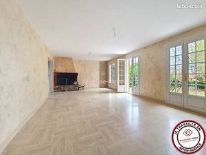 Maison 8 pièces 150 m²