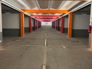 Entrepôt Stockage/Box professionnel ou particulier