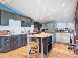 Loft 4 pièces 117 m²