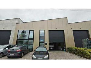 À louer – Unité PME moderne avec bureaux – Lierre