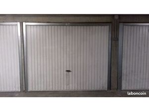 Box fermé en sous sol sécurisé