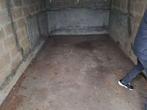 Garage fermé à vendre- clichy sous bois
