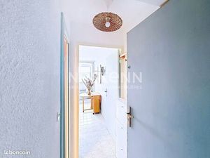 Studio 1 pièce 23 m²