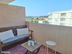 Studio en duplex Quartier la Patinoire